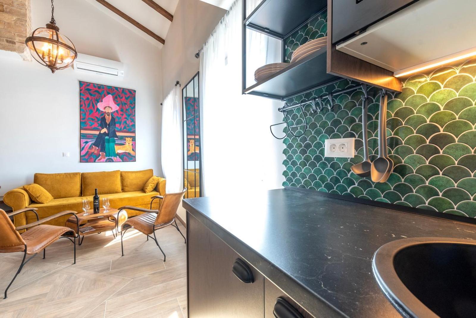 Marasovic & Deluxe Apartament *