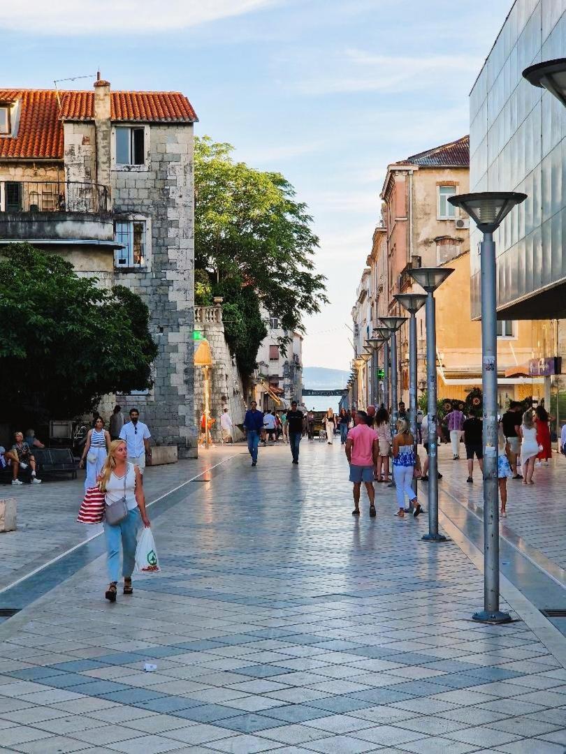Marasovic & Deluxe Apartman Split